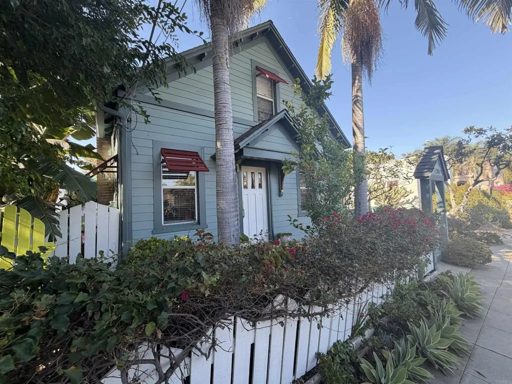 https://cdn.realtyfeed.com/cdn/127/306741543/23d1f5501475cf74d405be01b1982843.webp