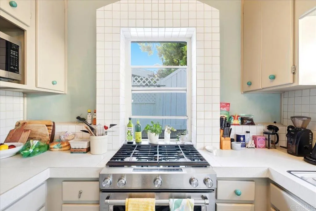 https://cdn.realtyfeed.com/cdn/127/306741543/31872f3cf7d598a60296d189ba616213.webp