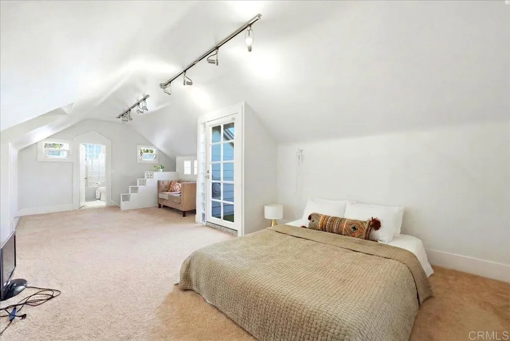 https://cdn.realtyfeed.com/cdn/127/306741543/651299b344db1f93f8fab4ef4afcb0ab.webp