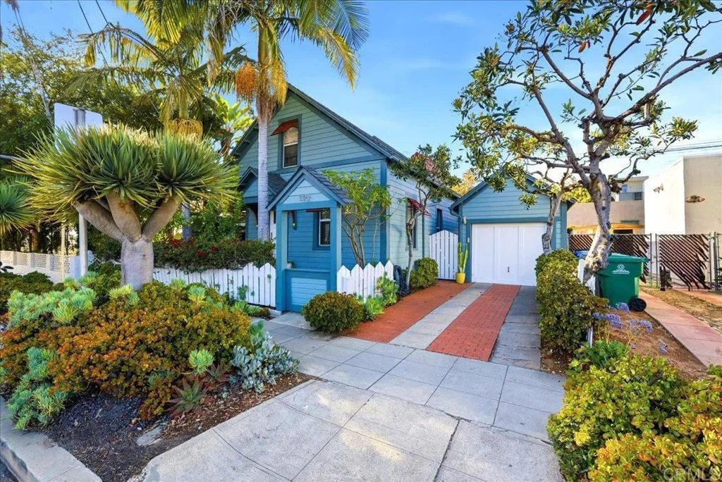 https://cdn.realtyfeed.com/cdn/127/306741543/9b686eee58ec40e7d9fa026869a8e712.webp