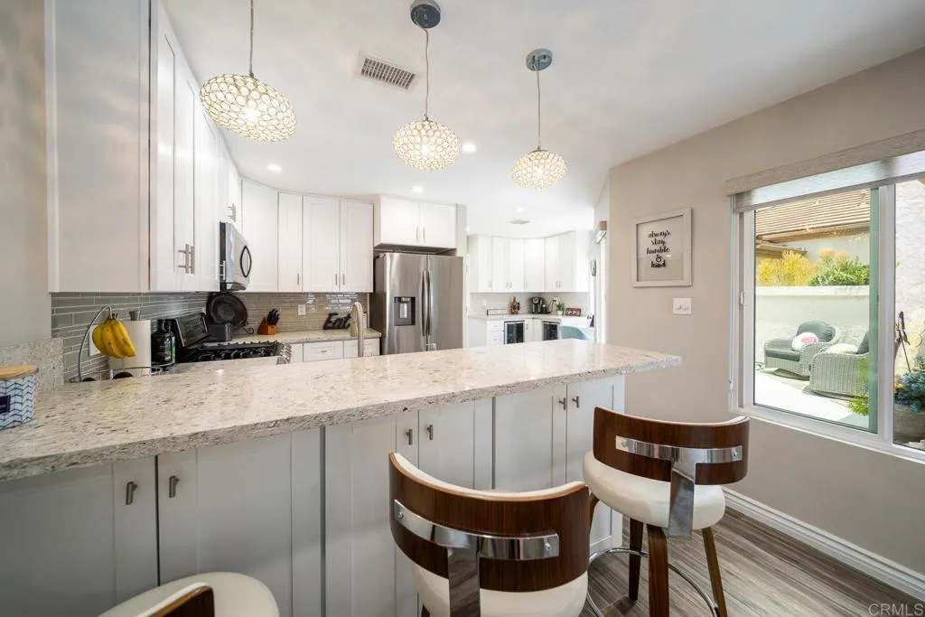 https://cdn.realtyfeed.com/cdn/127/306741585/6464bdee5995c790492e5147bc8b30c6.webp