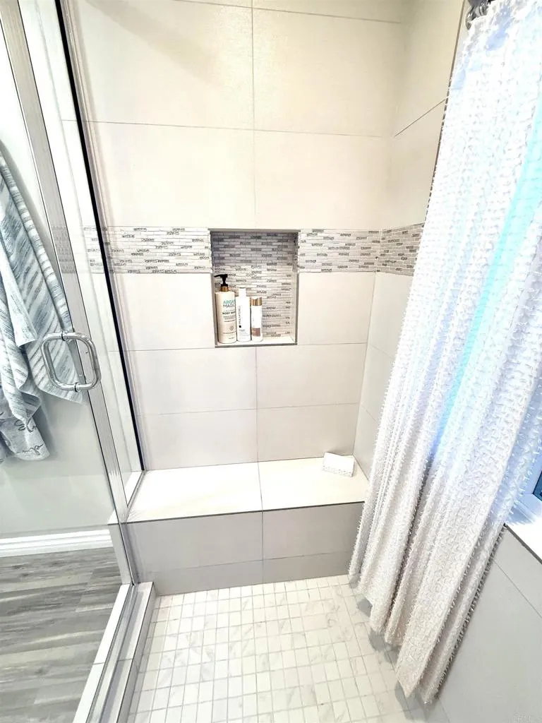 https://cdn.realtyfeed.com/cdn/127/306741585/8290f13b05aebaafc966023569ded52d.webp
