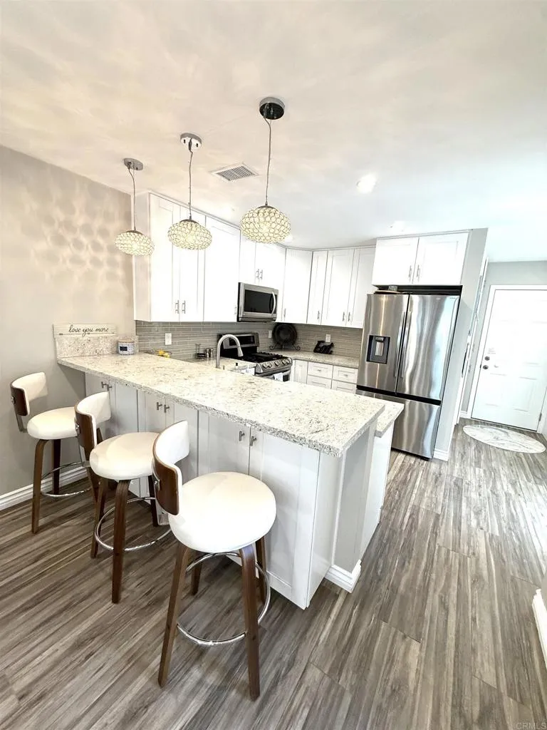 https://cdn.realtyfeed.com/cdn/127/306741585/83c13e5e994dd497498a0af81e33d50e.webp