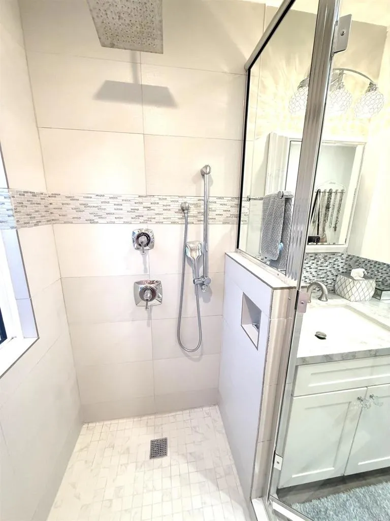 https://cdn.realtyfeed.com/cdn/127/306741585/a65166ac1c204c7df45ef6676e61aeb4.webp