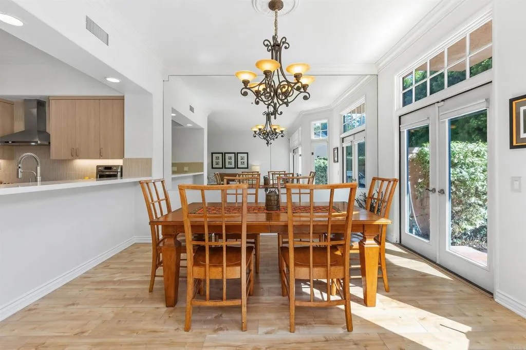 https://cdn.realtyfeed.com/cdn/127/306741587/3d74ebffdd81b4468cb3dd87690f92d5.webp