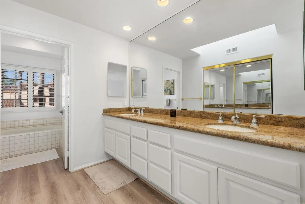 https://cdn.realtyfeed.com/cdn/127/306741587/fc56567a8a00cb26ae0124ae804825e3.webp