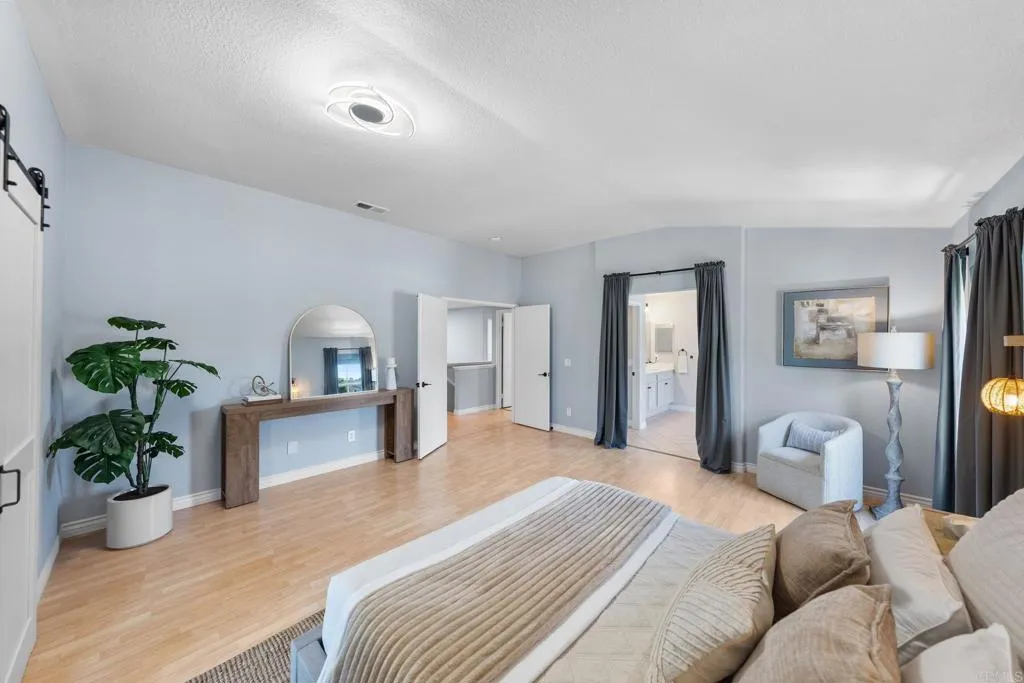 https://cdn.realtyfeed.com/cdn/127/306741589/17701ffc5455ab0089915fdafa688082.webp