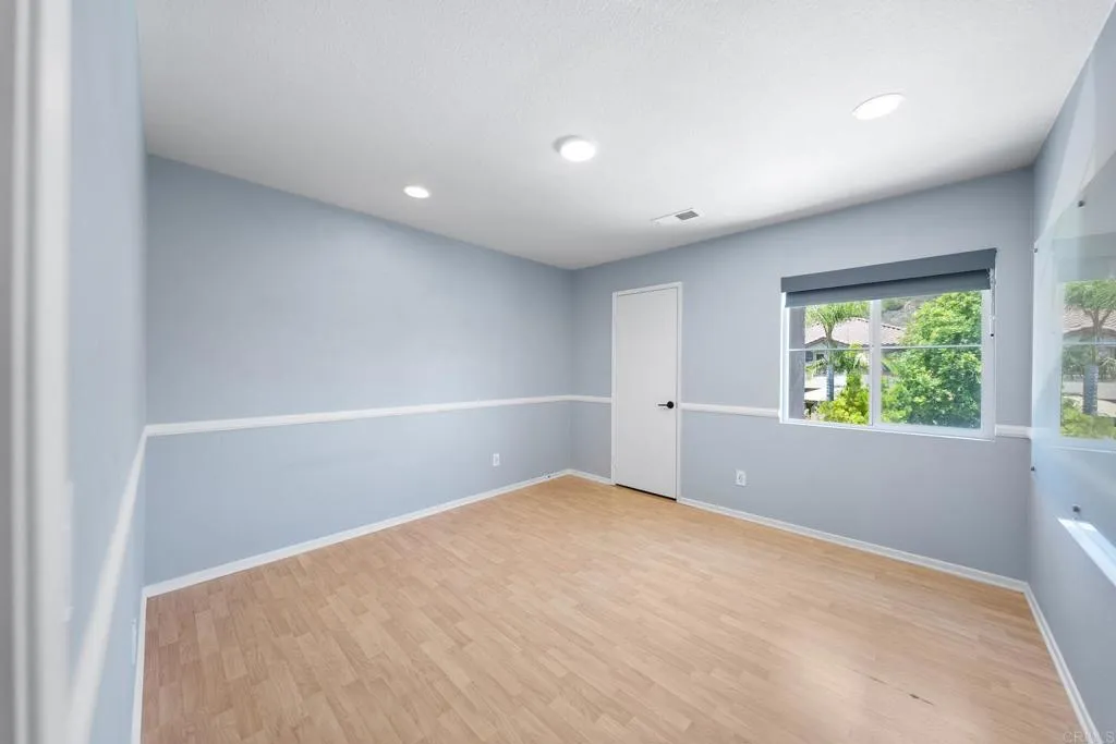 https://cdn.realtyfeed.com/cdn/127/306741589/d8b0872b2e3a1bbd7a3c1dc5ee5317a1.webp