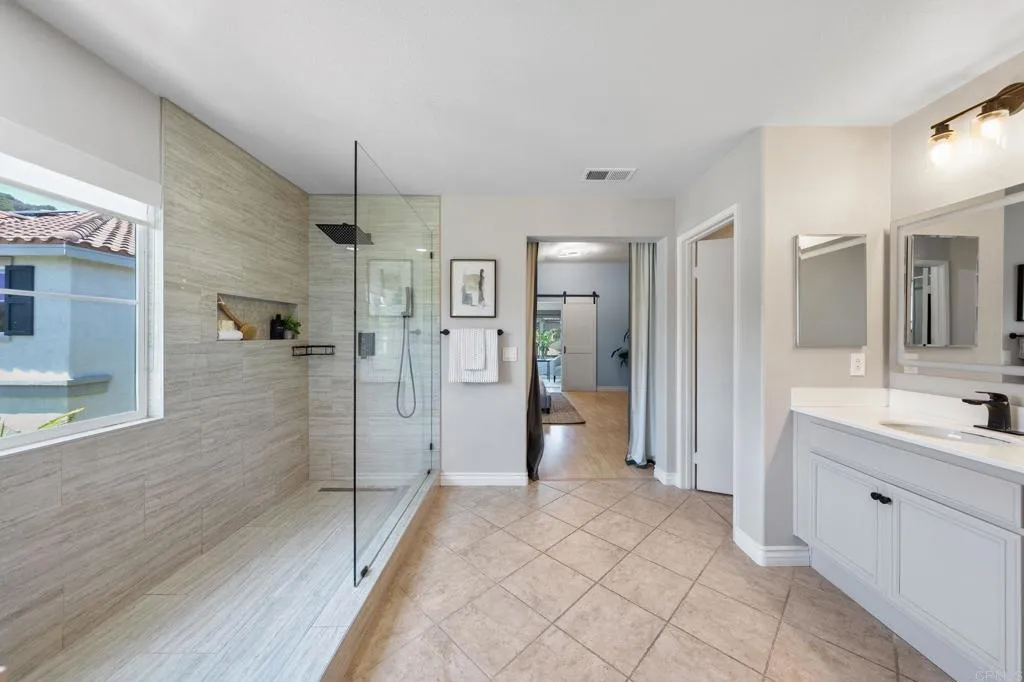 https://cdn.realtyfeed.com/cdn/127/306741589/fd069a6119be12f3efd8dbe56198037f.webp