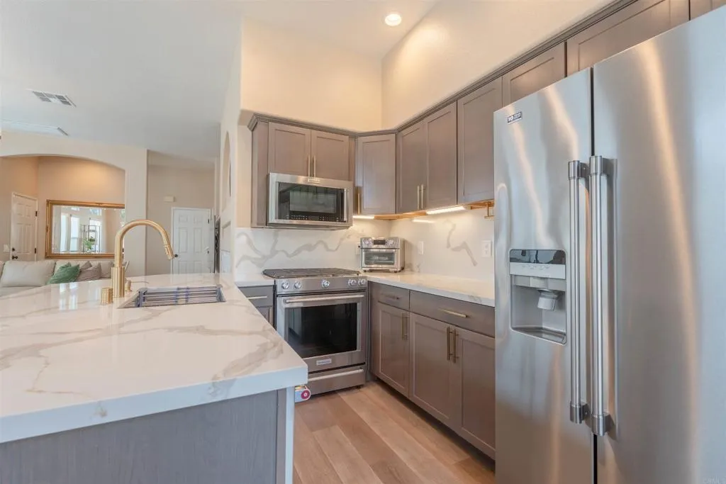 https://cdn.realtyfeed.com/cdn/127/306741722/19e8143384b1b31149754e3873d9f073.webp