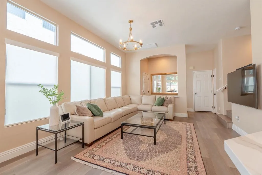 https://cdn.realtyfeed.com/cdn/127/306741722/7d302057740c39785176fbc7ec0503d4.webp
