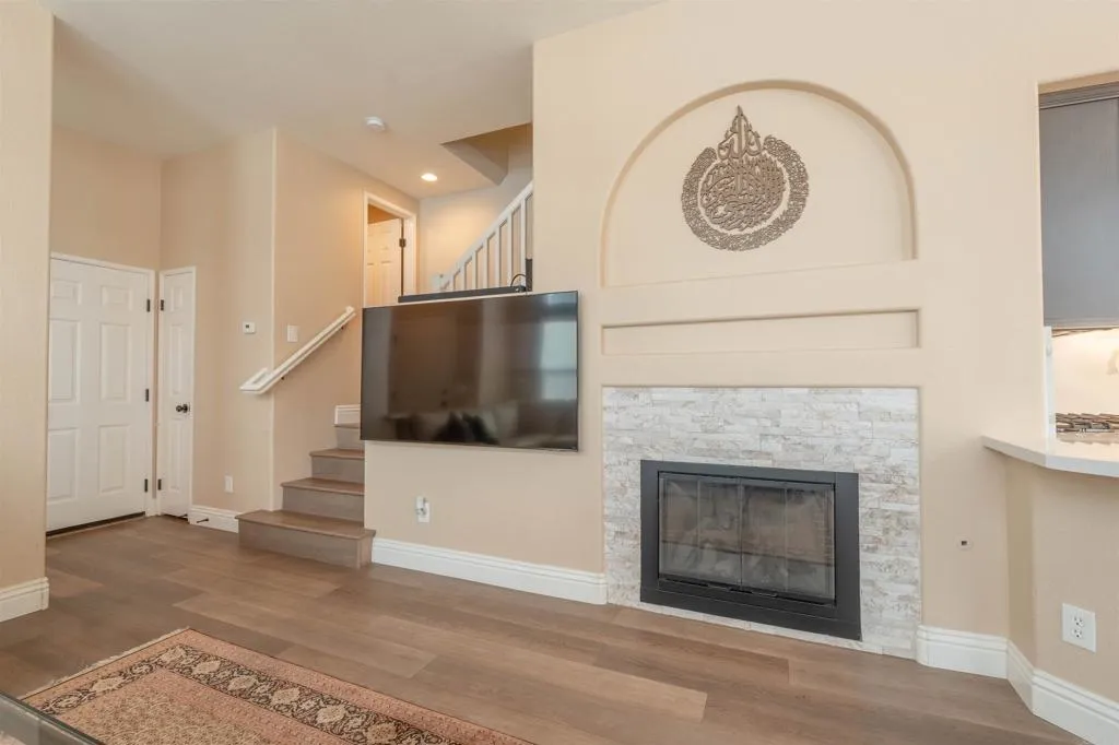 https://cdn.realtyfeed.com/cdn/127/306741722/fd7a076f26b3cf4b5cebf35c07820ec1.webp