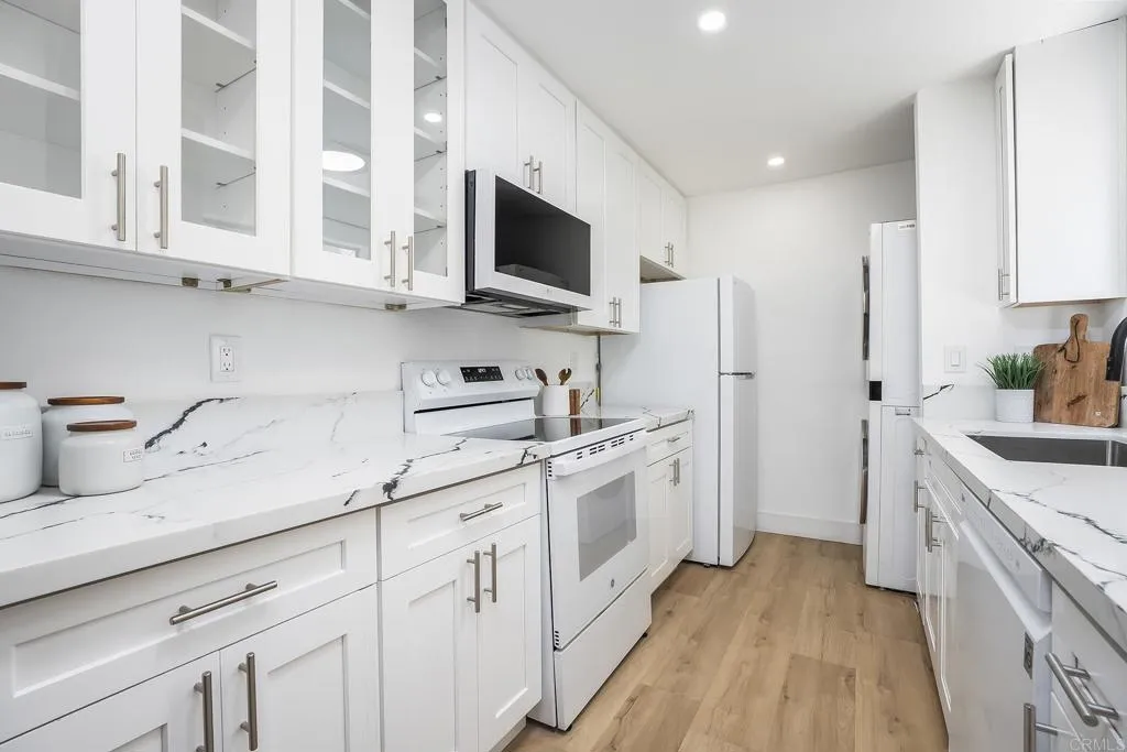 https://cdn.realtyfeed.com/cdn/127/306741723/85bb3885bfa16989a7b1bde36e533e8b.webp