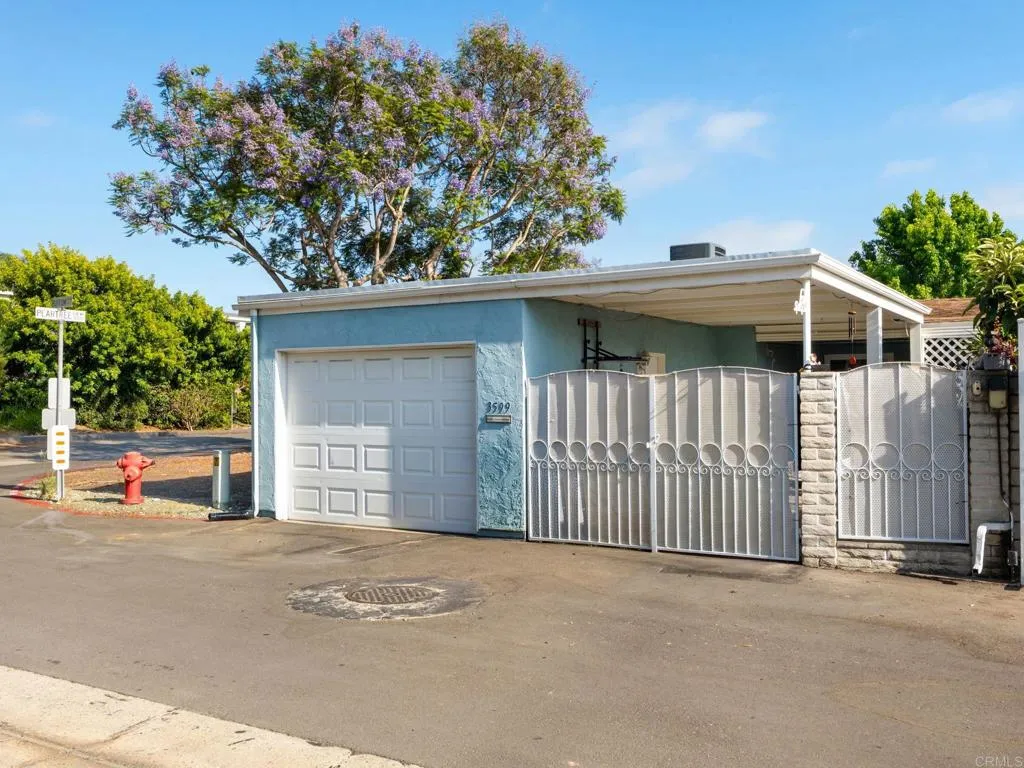 https://cdn.realtyfeed.com/cdn/127/306741755/5e9fba9082b426ea4214534eadf67269.webp