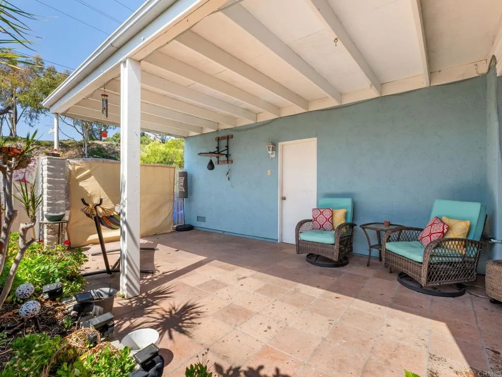 https://cdn.realtyfeed.com/cdn/127/306741755/93aa49835371c5d4190e682260fb86e4.webp