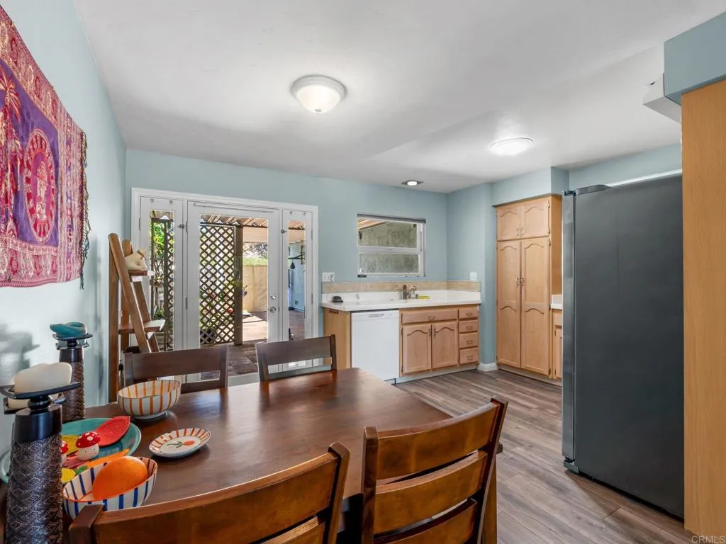 https://cdn.realtyfeed.com/cdn/127/306741755/c0ffb8509d29ec42cbb329d32fe58d1c.webp