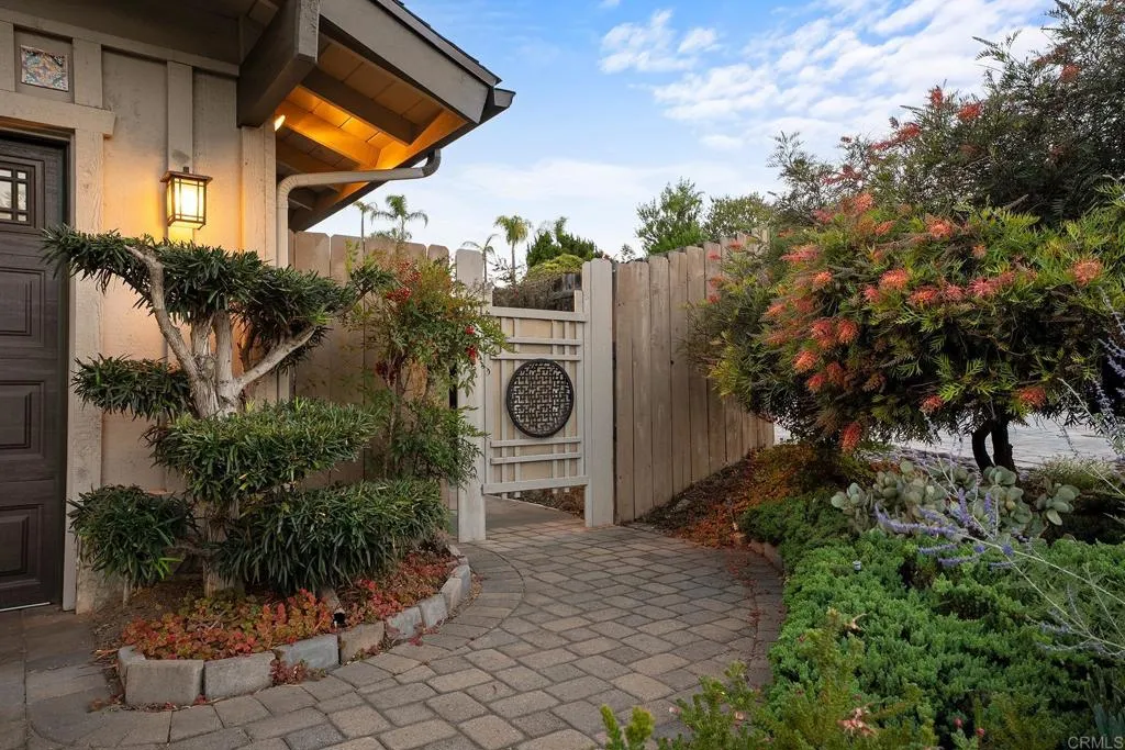 https://cdn.realtyfeed.com/cdn/127/306741832/374c1aae4a637252c05e7c33b6446640.webp