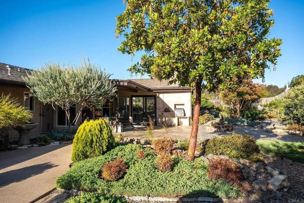 https://cdn.realtyfeed.com/cdn/127/306741832/50d1f96d69e299d37f79ff723223adc0.webp