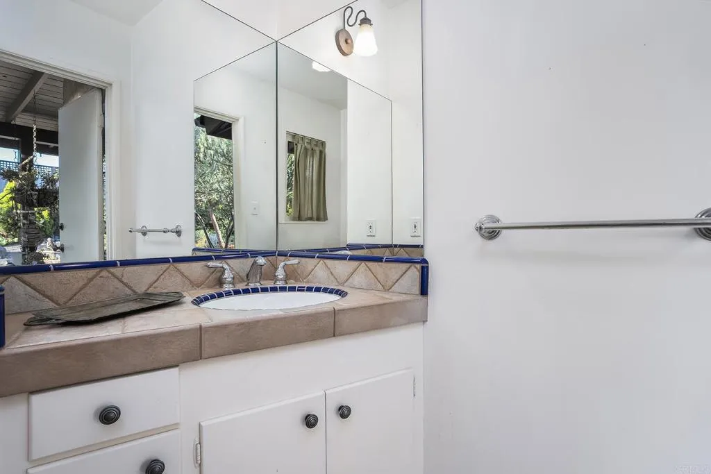 https://cdn.realtyfeed.com/cdn/127/306741832/5ab0463f4d7982ba1693497c32f3243f.webp