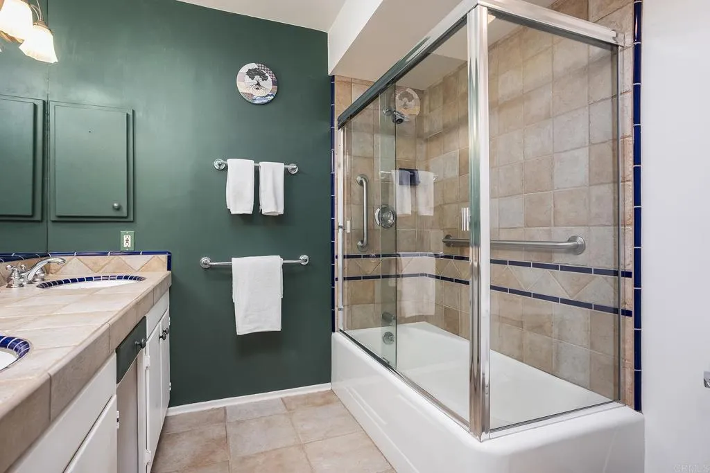 https://cdn.realtyfeed.com/cdn/127/306741832/a769d364e34e6c8fd60794b38dd60cb7.webp