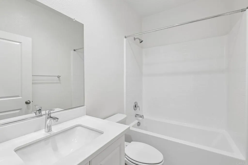 https://cdn.realtyfeed.com/cdn/127/306741833/6dcb148f0594328c7396f99b6c538127.webp