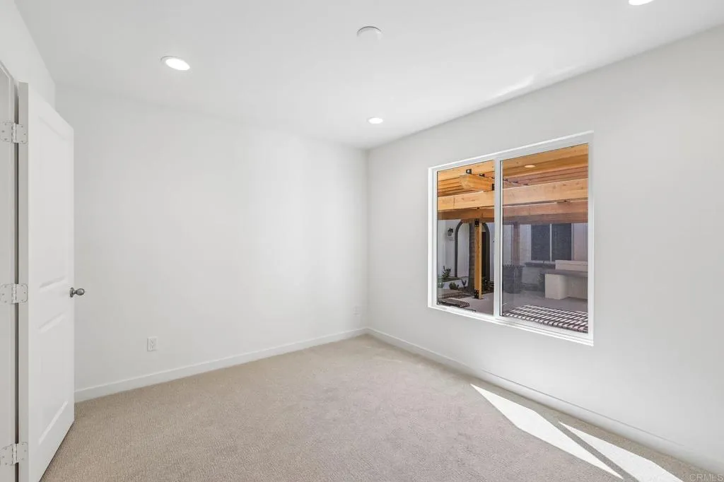 https://cdn.realtyfeed.com/cdn/127/306741833/b5e893a88d6dd62b0a6ec67c37f4ec6c.webp