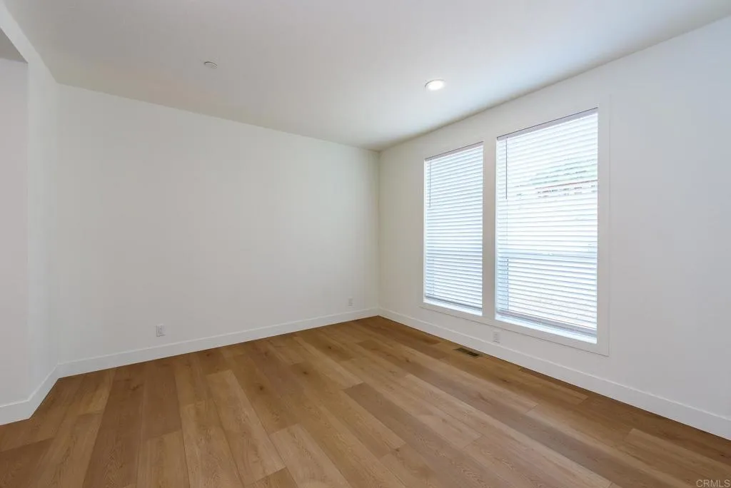 https://cdn.realtyfeed.com/cdn/127/306741855/99171db5f5c797dff74606e1c1a97f5b.webp