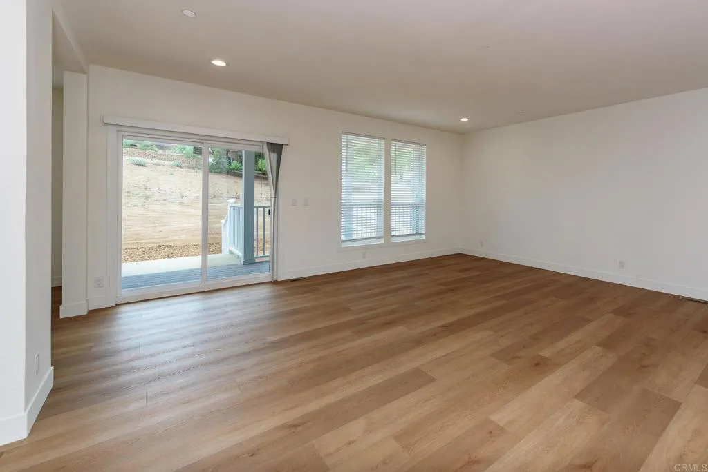 https://cdn.realtyfeed.com/cdn/127/306741855/b065b6596c9687f07f75fb5a1d975baf.webp