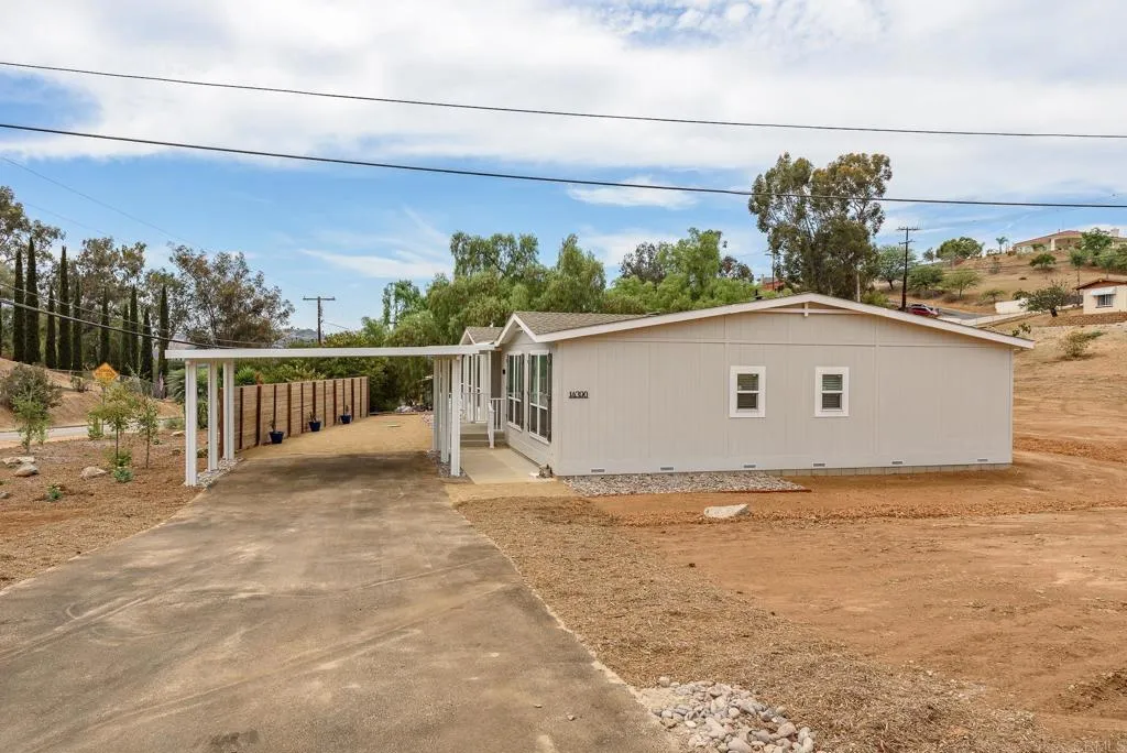 https://cdn.realtyfeed.com/cdn/127/306741855/e161c59da482097d8ff9c3ac73ca67cc.webp