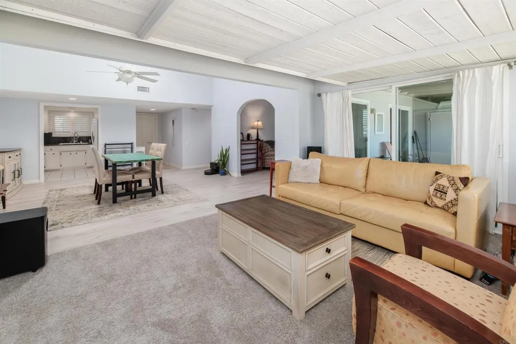 https://cdn.realtyfeed.com/cdn/127/306741903/30c263e9f34e7e10a4814de1afd999af.webp