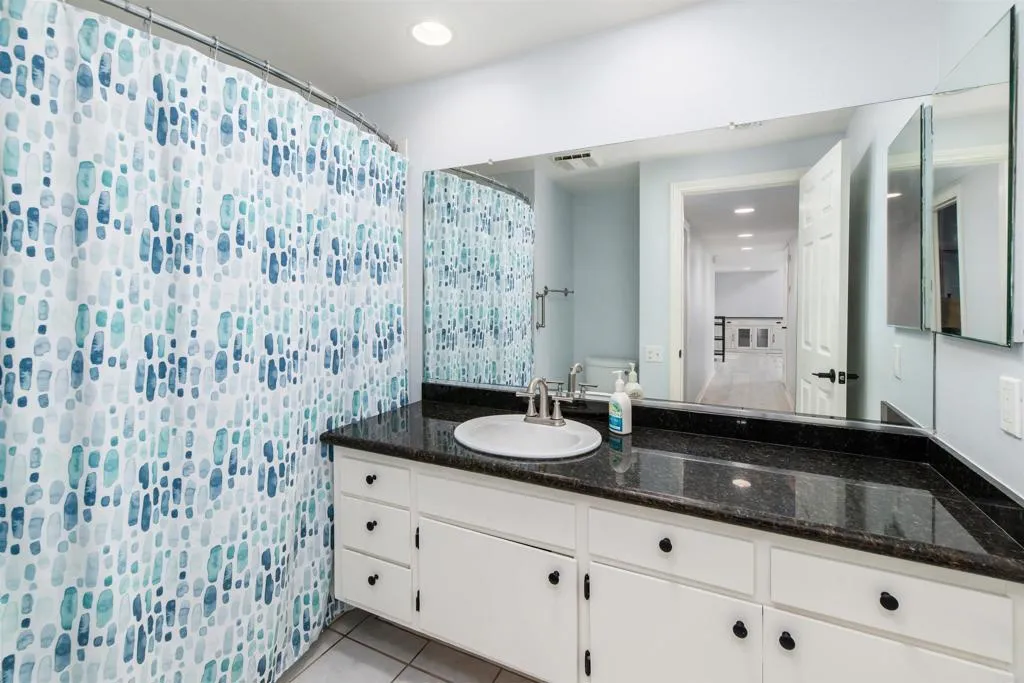 https://cdn.realtyfeed.com/cdn/127/306741903/535c76a47aa2930e662ce0ceaa60a552.webp