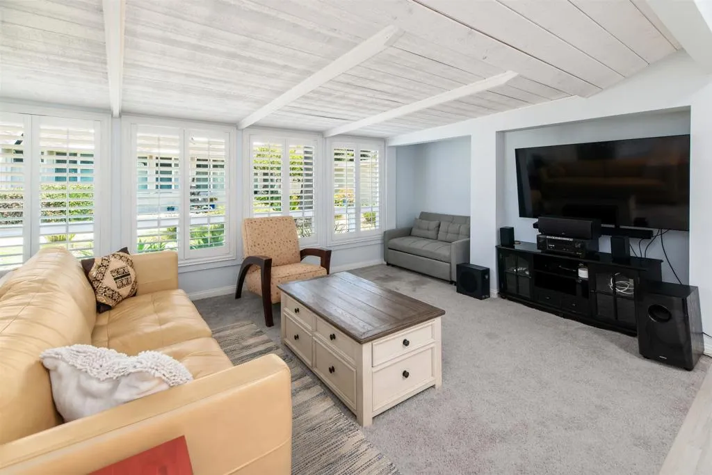 https://cdn.realtyfeed.com/cdn/127/306741903/769333aaa011c06820bf20f5cddd40af.webp
