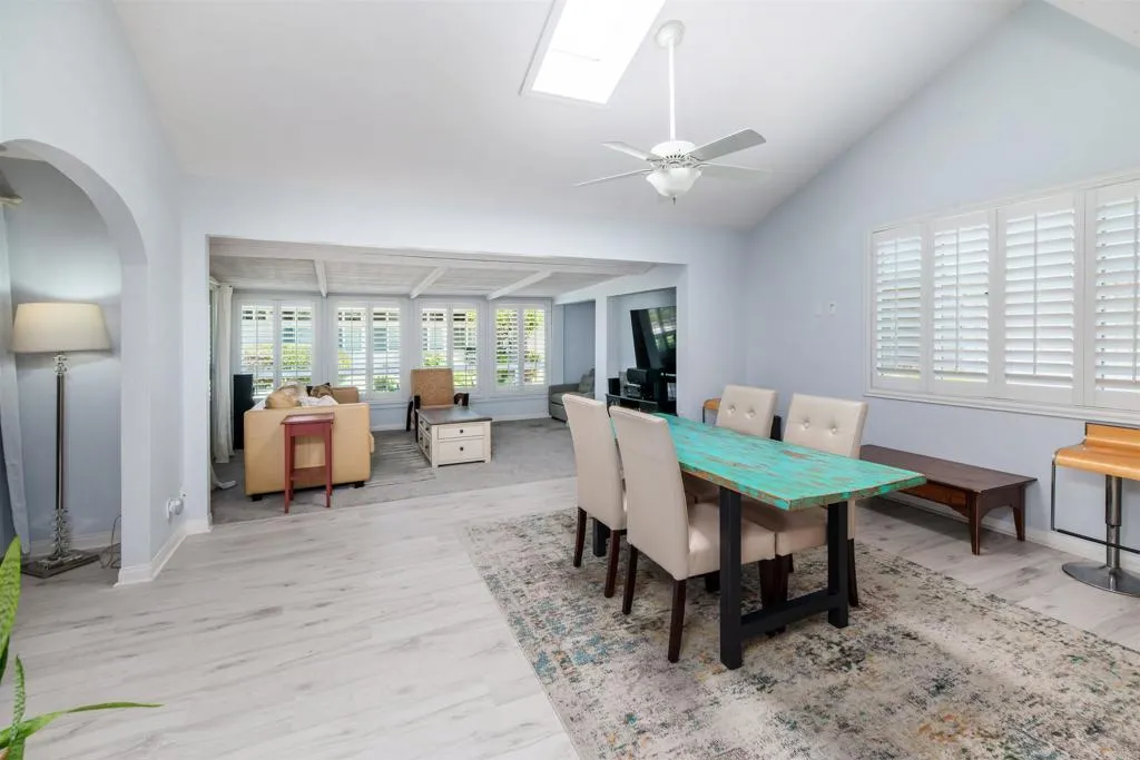 https://cdn.realtyfeed.com/cdn/127/306741903/943aaec6dd8f3e6b0182a0bcefc3579f.webp