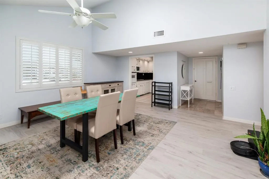 https://cdn.realtyfeed.com/cdn/127/306741903/d72c15f1724a9e754863f007d26aaf43.webp