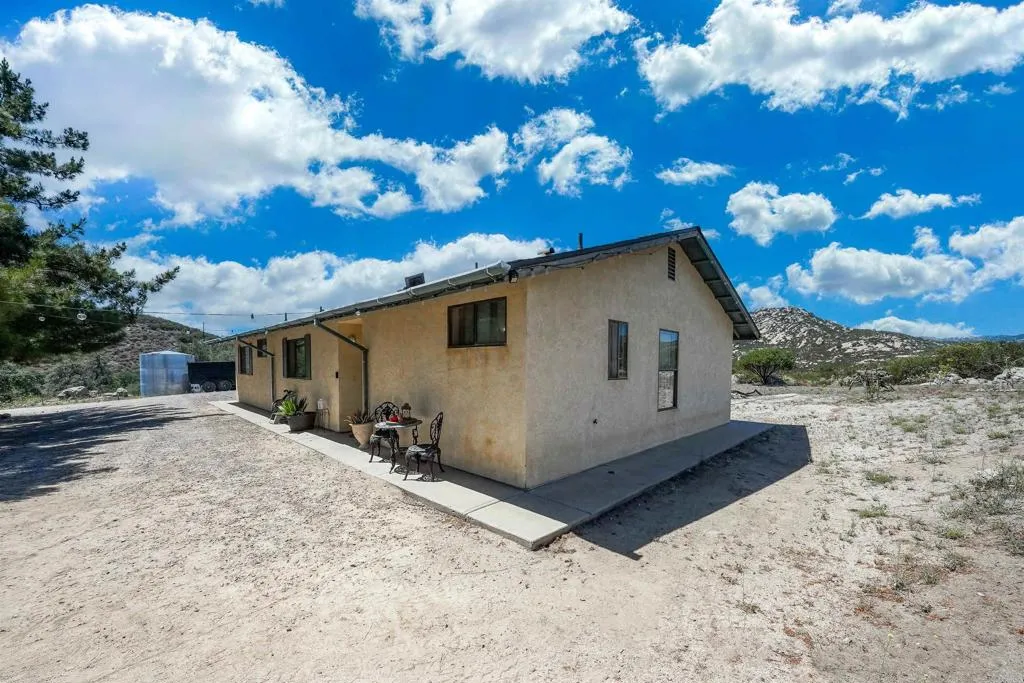 https://cdn.realtyfeed.com/cdn/127/306741906/ed14bf8fc4f26a2295116a03a7d4da9e.webp