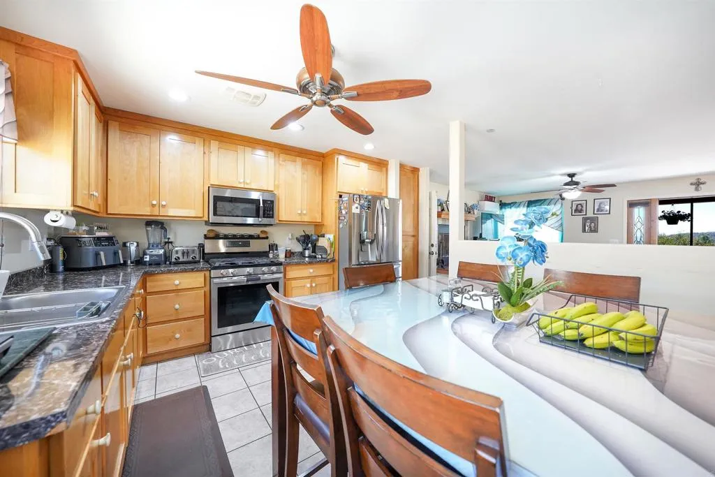 https://cdn.realtyfeed.com/cdn/127/306741909/0a13895aae270946835dc6d6110e571e.webp