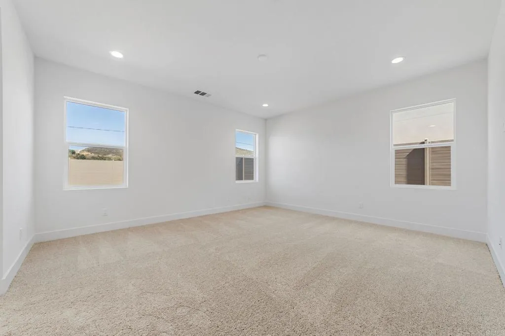 https://cdn.realtyfeed.com/cdn/127/306741939/b9a0b30a074c5ca2206a51d8cca81e22.webp