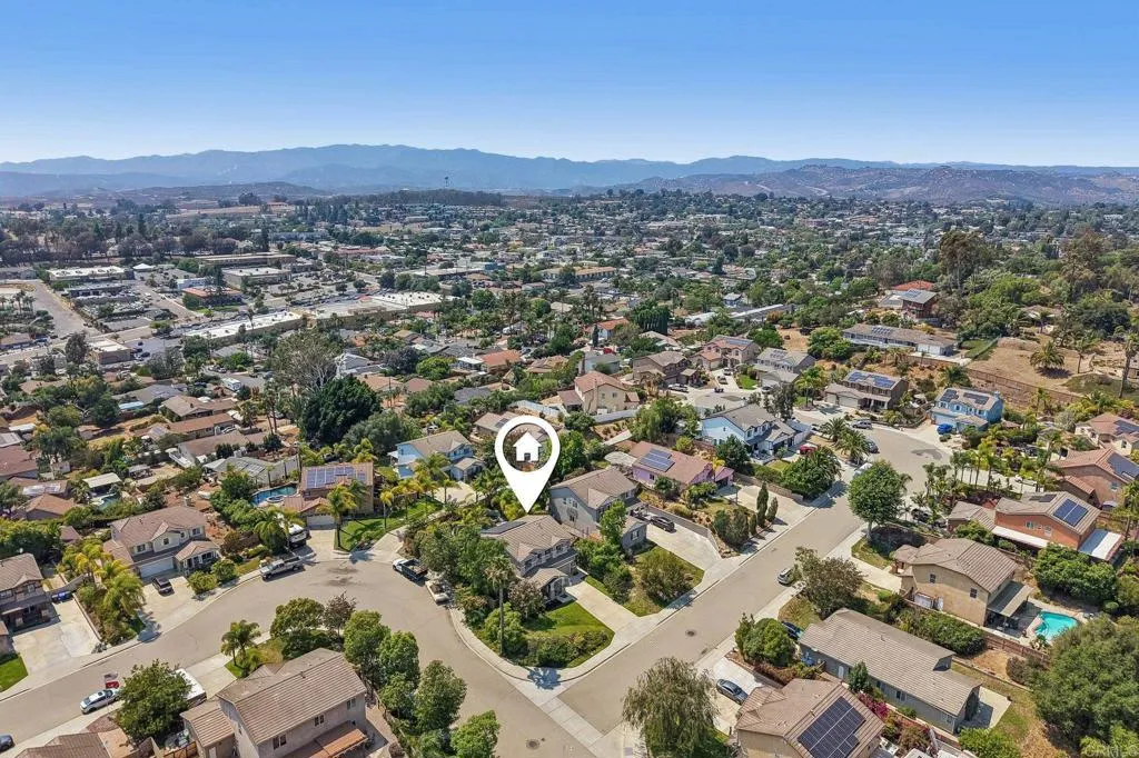 https://cdn.realtyfeed.com/cdn/127/306741940/2c23ae833d9701b0e4eb6e42c2c65a8b.webp