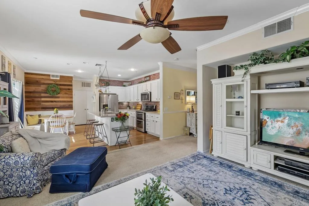 https://cdn.realtyfeed.com/cdn/127/306741940/3da4a1518ee270d9d080e05d773e9899.webp
