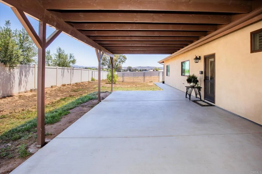 https://cdn.realtyfeed.com/cdn/127/306741971/543254308a549d776a003630325297ce.webp