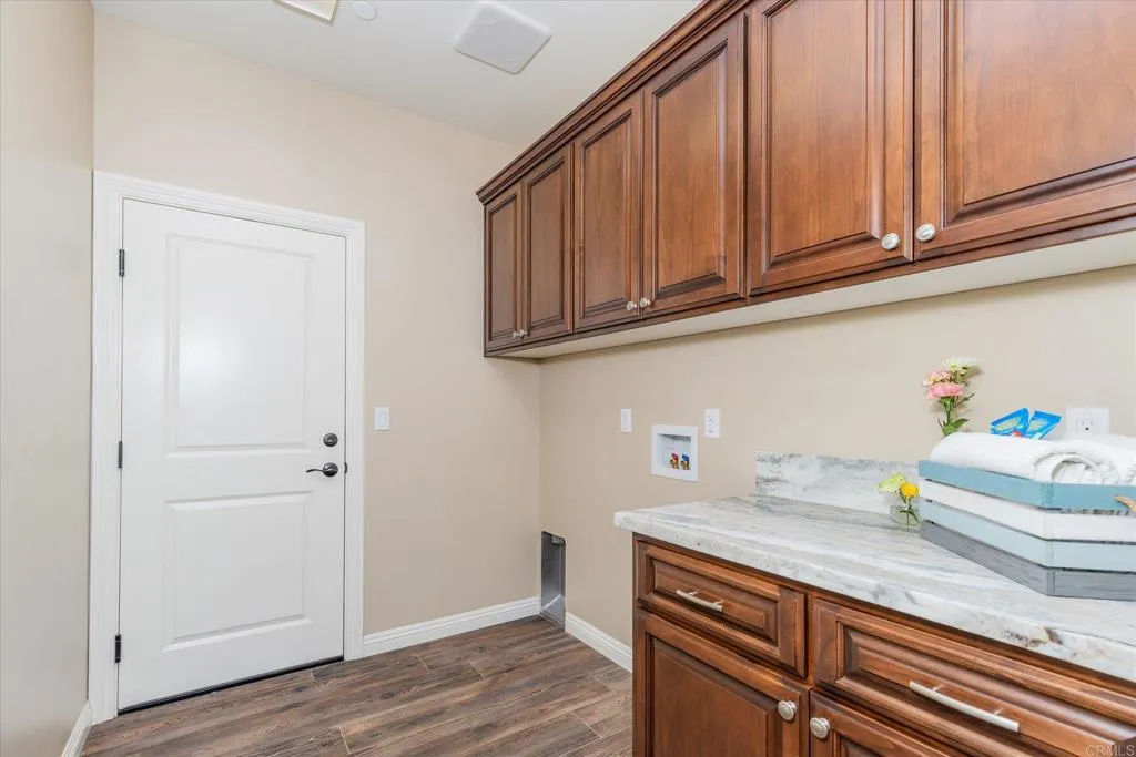 https://cdn.realtyfeed.com/cdn/127/306741971/65c544e206eb3bf1fa174d3ac6243899.webp