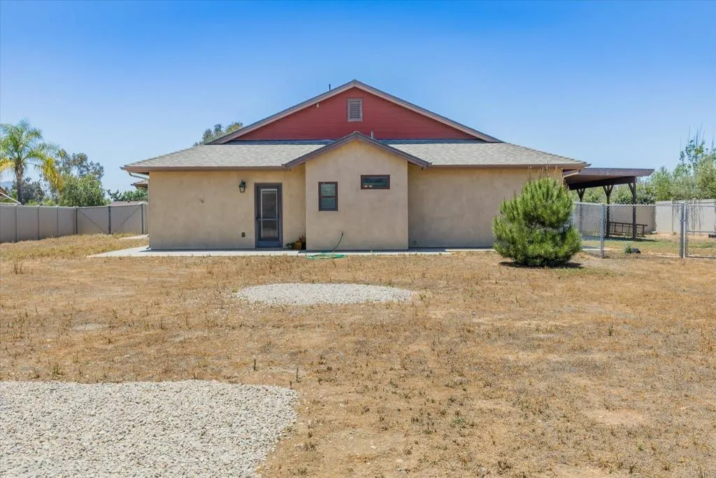 https://cdn.realtyfeed.com/cdn/127/306741971/77e07a354cbdbf9f96e0196aad489591.webp