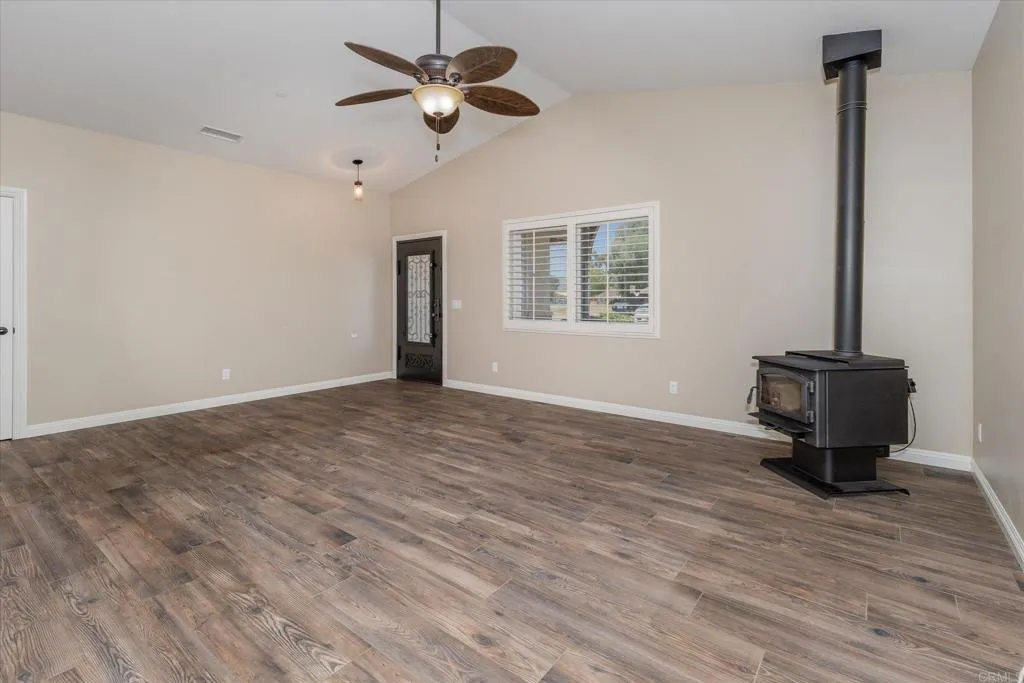 https://cdn.realtyfeed.com/cdn/127/306741971/a639e23187d6fa36a33407a0547a7348.webp