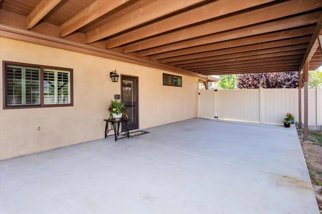 https://cdn.realtyfeed.com/cdn/127/306741971/f3517d1da6ab2d7d5ee180807265e096.webp