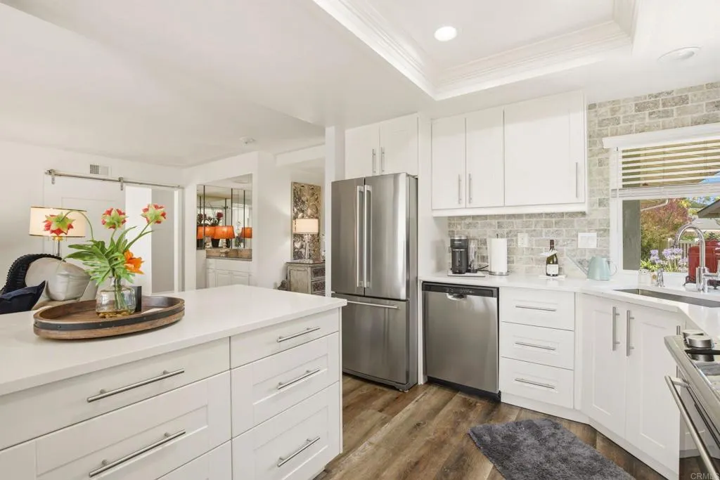 https://cdn.realtyfeed.com/cdn/127/306741982/0b4367b2c9e79c3aff66d33ed78e3a4f.webp