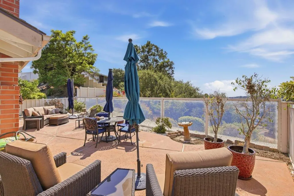 https://cdn.realtyfeed.com/cdn/127/306741982/b938926312c845665b7afe0c63f7cf2c.webp