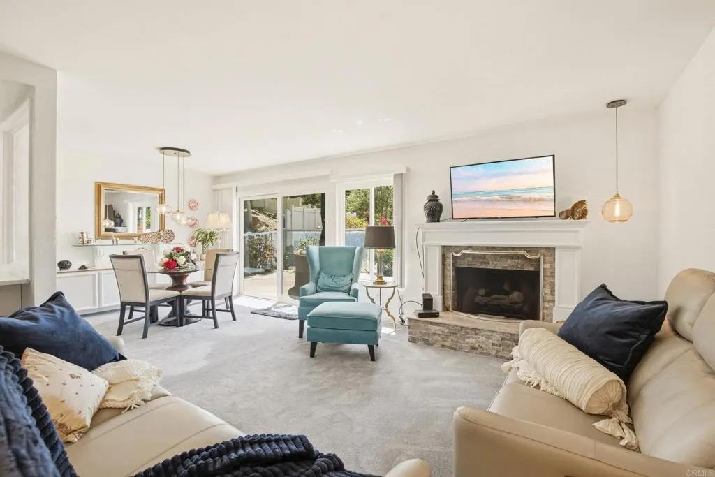 https://cdn.realtyfeed.com/cdn/127/306741982/e173091a055c3a64f7b2da5133eef4ec.webp