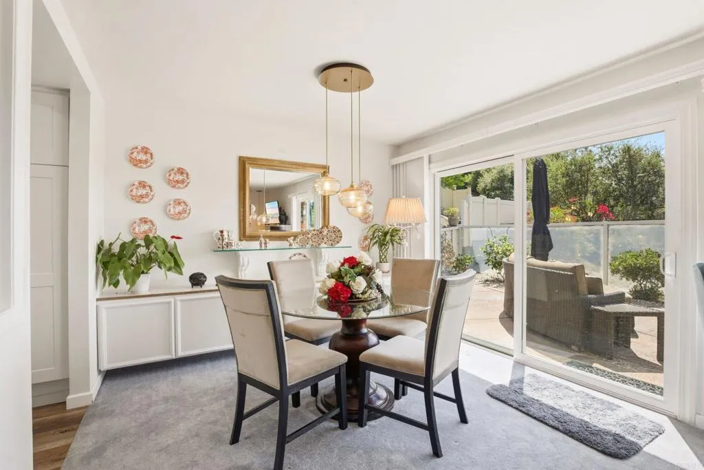 https://cdn.realtyfeed.com/cdn/127/306741982/ea6fe2dadb72420ed3944809c14cd7c9.webp
