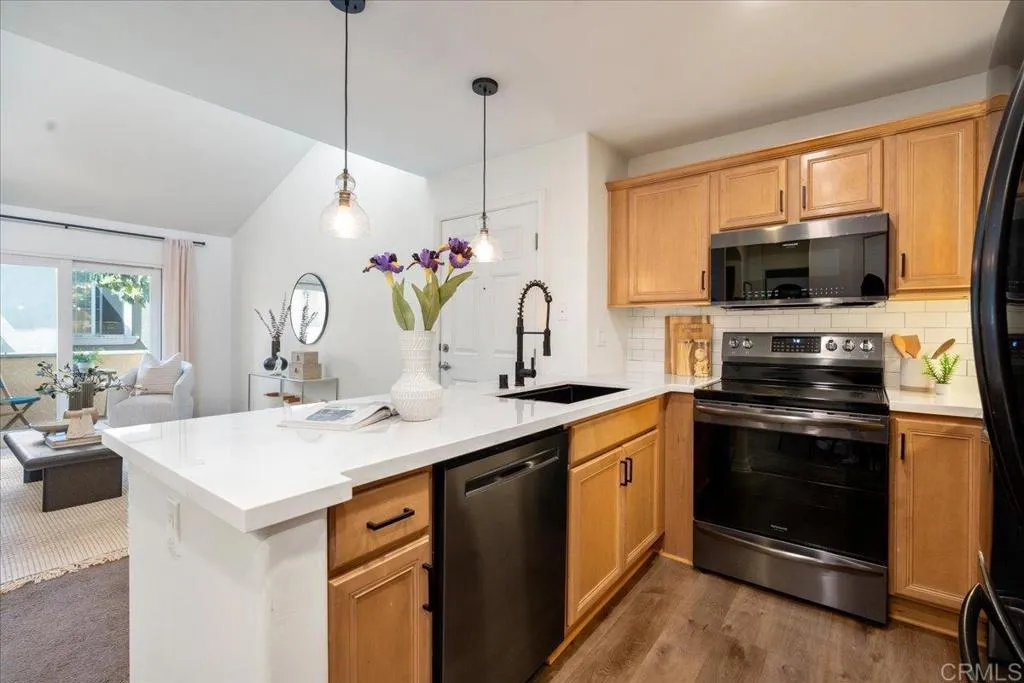 Photo #5: NDP2605643 Listing: Photo #5