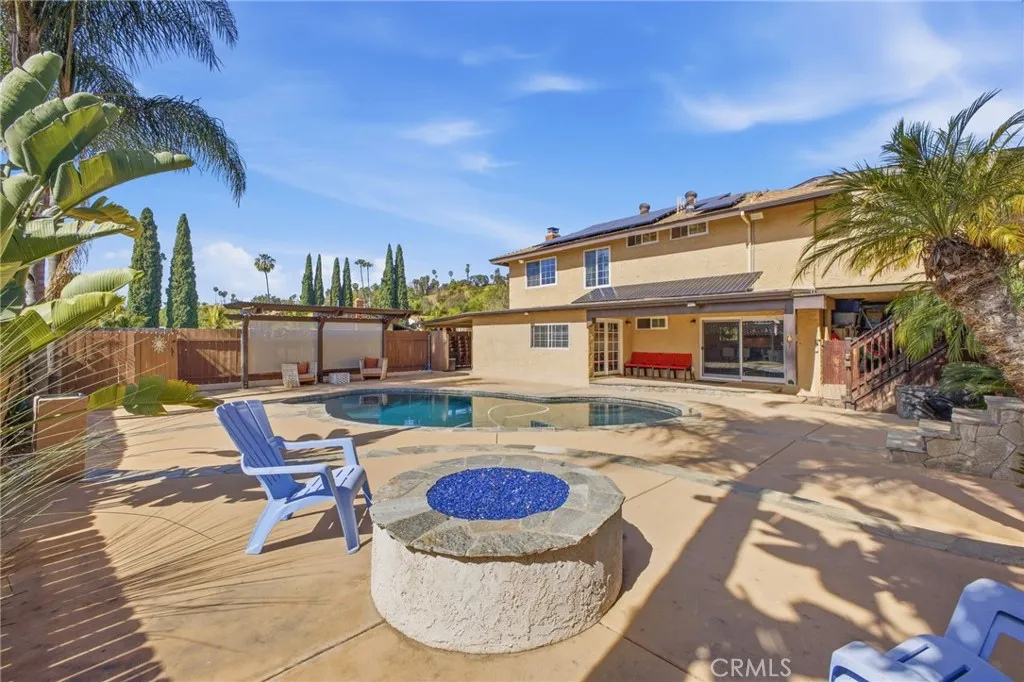 https://cdn.realtyfeed.com/cdn/127/306741993/1ed7f5e13f9dee2bc86fec441ccb4126.webp